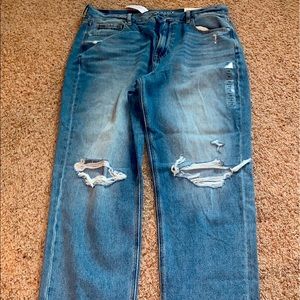 American Eagle Mom Jeans